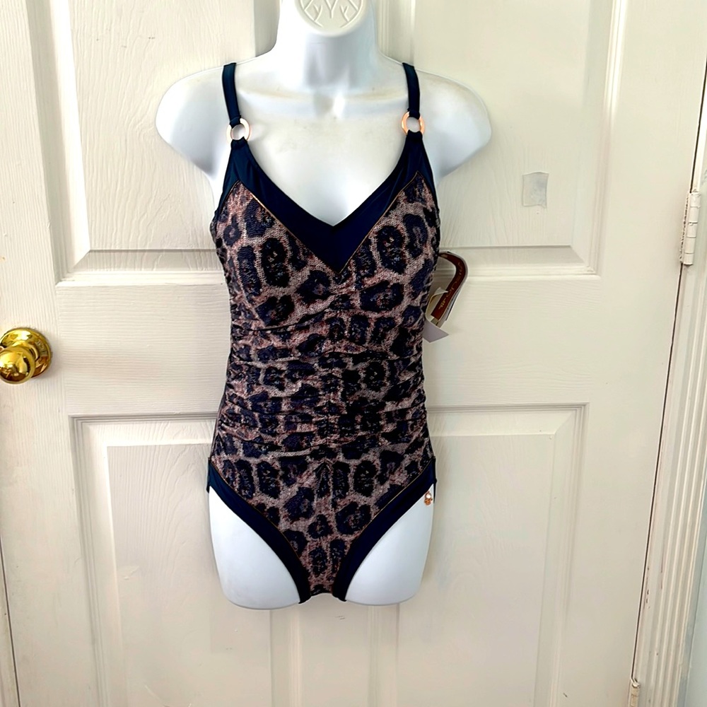 BATHING SUIT NWT